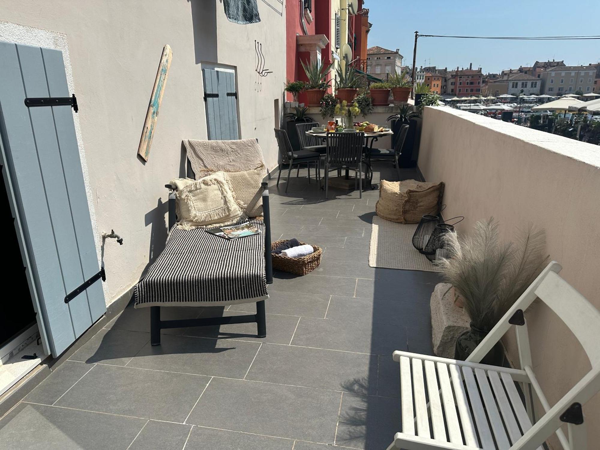 5C Luxury Apartment Rovigno Esterno foto