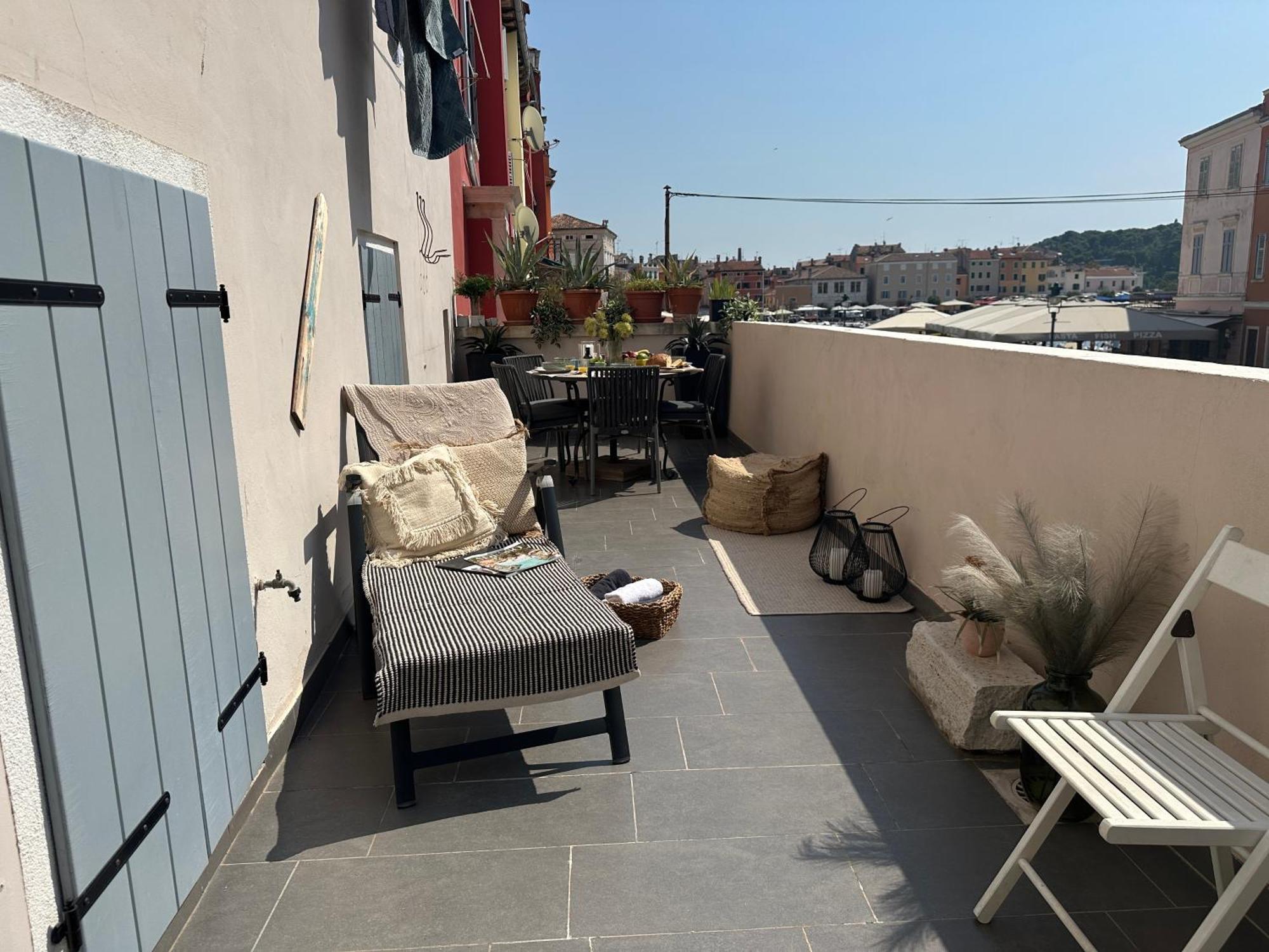 5C Luxury Apartment Rovigno Esterno foto